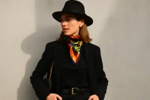 Total black outfit: cosa aggiungere per evitare l’effetto monotono